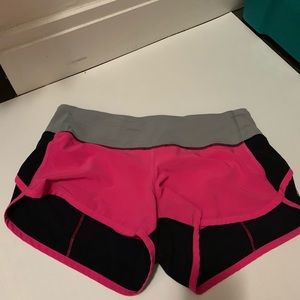 Lululemon women’s speed up short
